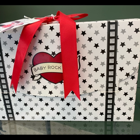 Big Dreamzzz Baby Rock Star Gift Set - Picture 3 of 3